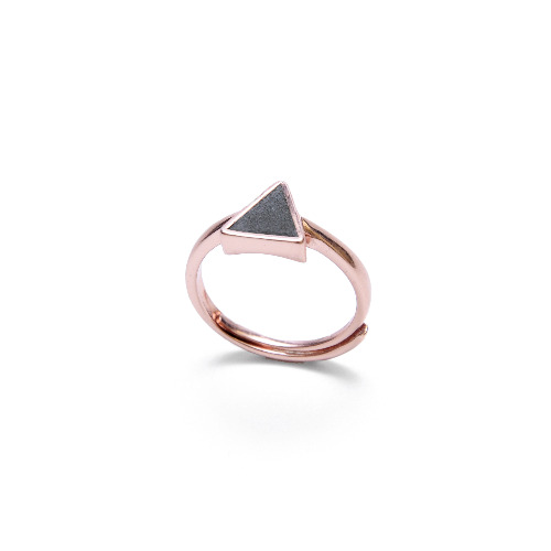 黑水泥三角形銀指環/戒指(玫瑰金) - 幾何系列
