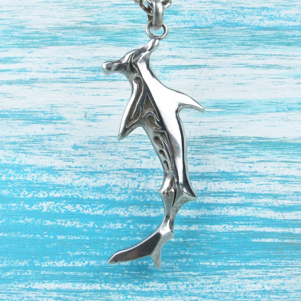 【Diving silver】925銀海洋潛水銀飾--鎚頭鯊刻花墜飾