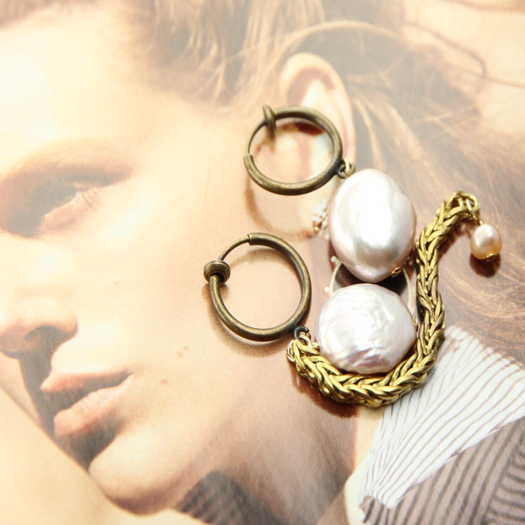 絕色黃銅系列- 淡水珍珠與黃銅 溫潤耳飾AG FASHION