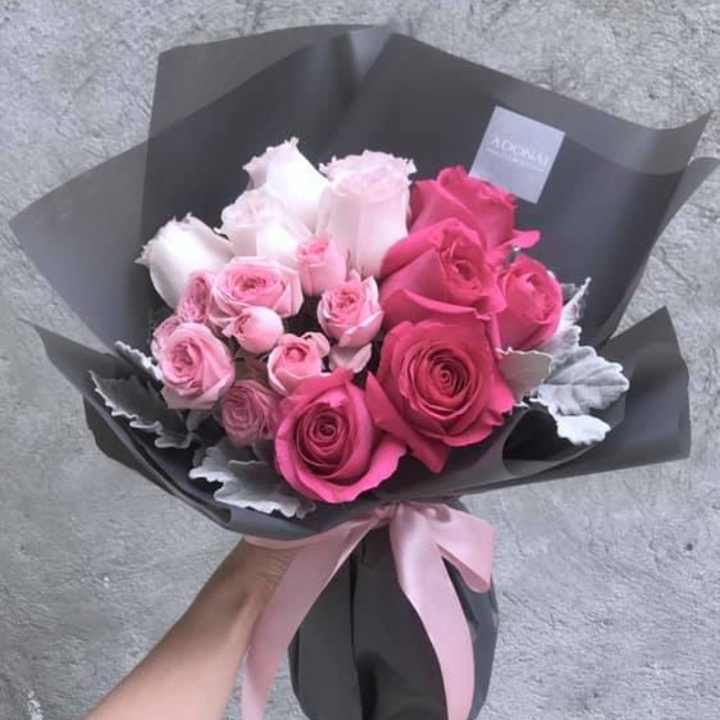 Valentines Day - Gradient Pink Bouquet